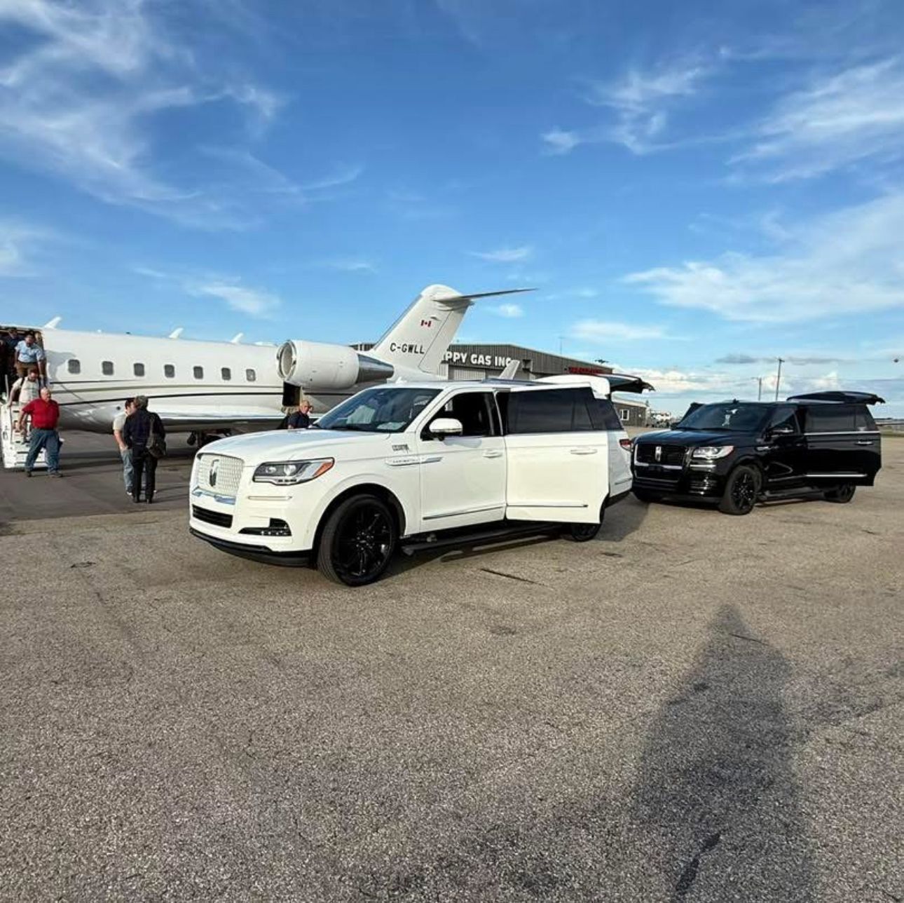 SUV rear with GPA sign