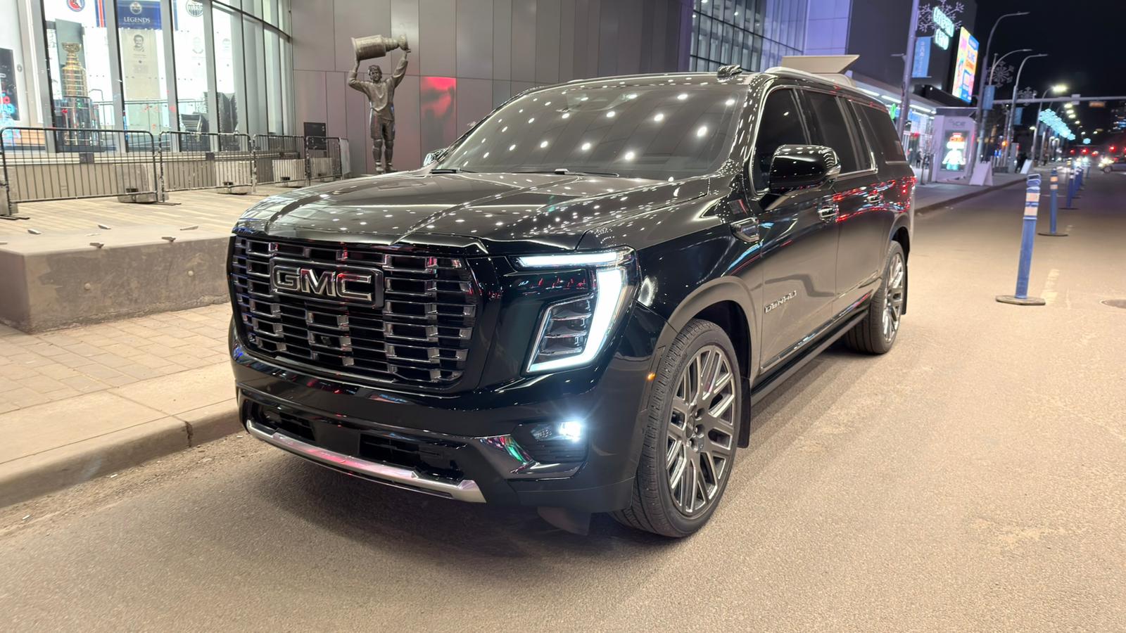 GMC Denali - 3